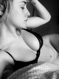 Super Cute Actress Addison Timlin Nude Leaks photo 48
