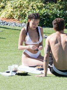 Madison Beer Sexy Camel Toe Bikini Set Leaked photo 41