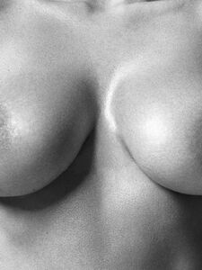 Kim Kardashian Nude Body Paint Outtakes Set Leaked photo 18