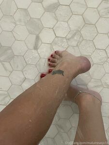 Malu Trevejo Feet Onlyfans Set Leaked photo 4