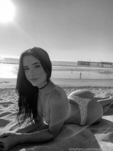 Mackenzie Jones Nude Beach Pussy Flash Onlyfans Set Leaked photo 6