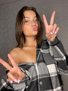 Jane Davis wants you to fuck her sweet pussy photo 5