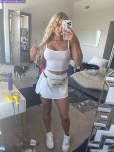 Courtneytailorx Onlyfans Premium Leaks photo 8