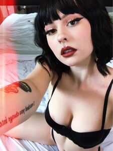 Lolaknivesxz Latest Onlyfans Premium Leaks photo 73