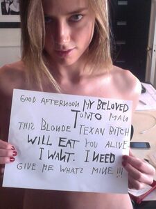 Amber Heard Nude Pics photo 2