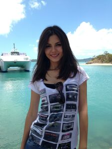 Victoria Justice Nude Pics photo 21