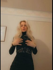 MsFiiire Sexy Dress Striptease Onlyfans Video Leaked photo 7