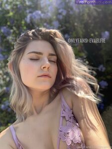 EvaElfie Onlyfans Leaks Latest Nude Photos photo 104