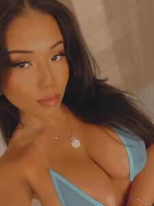 Babyakiraa Onlyfans Leaked Nude Album Paid Set photo 32