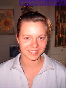 Cute amateur jenny posing naked photo 81