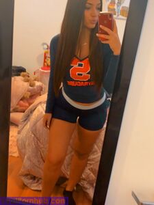 GORGEOUS INDIAN NRI BABE SELFSHOT PICS LEAKED photo 24