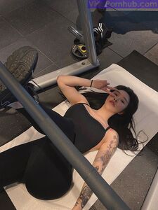 Songyuxin Hitomi Onlyfans Leaks Photoset photo 47