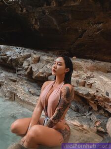 Songyuxin Hitomi Onlyfans Leaks Photoset photo 72