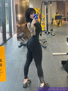 Songyuxin Hitomi Onlyfans Leaks Photoset photo 83