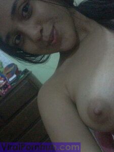 Cute Sexy Indian Selfie Addict photo 5