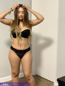 Super Sexy Indian Babe Nude Leaks photo 1