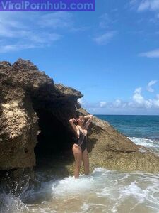 Bella Poarch Sexy Photos photo 22