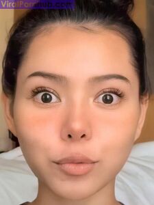 Bella Poarch Sexy Close Up Pics photo 5
