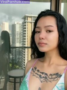 Bella Poarch Sexy Ass Pics photo 1