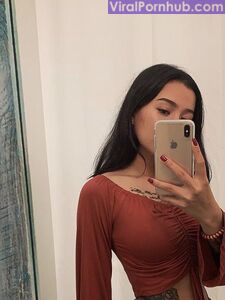 Bella Poarch Nude Leaks photo 14