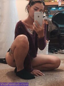 Bella Poarch Nude Leaks photo 40