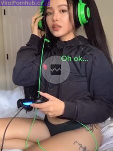 Bella Poarch Nude Leaks photo 51