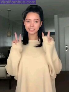 Bella Poarch Cute AF Pics photo 6