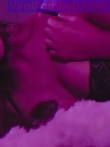 Ariana Grande Nude Leaks photo 5