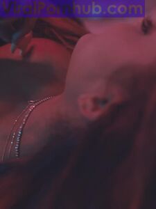 Ariana Grande Nude Leaks photo 8