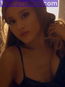 Ariana Grande Nude Leaks photo 100
