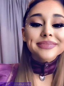 Ariana Grande Nude Leaks photo 153