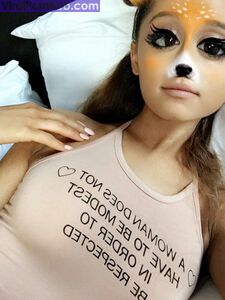 Ariana Grande Nude Leaks photo 154