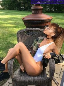 Ariana Grande Nude Leaks photo 171