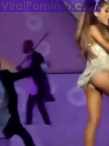 Ariana Grande Nude Leaks photo 223