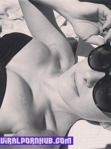 WWE Alexa Bliss Nudes & Sextape Video Leaked photo 21