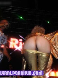 Yolandi Visser Naked Photos Leaked photo 18