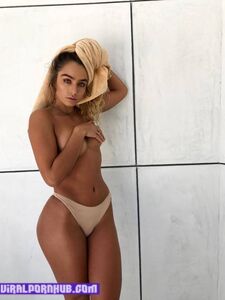 Sommer Ray Nude Photos Leaked photo 31