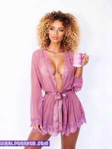 Jena Frumes Nude Photos Leaked photo 17