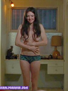 Amanda Seyfried Nude Photos And Sex Tape Leaked photo 31