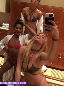 Lele Pons Nude & Sex Tape Leaked photo 4