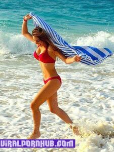 Lele Pons Nude & Sex Tape Leaked photo 38