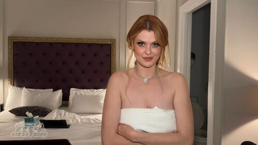 Elly Clutch Nude Photos photo 93