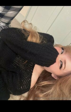 Belle Delphine Nude Photos photo 36
