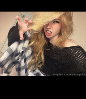 Belle Delphine Nude Photos photo 37