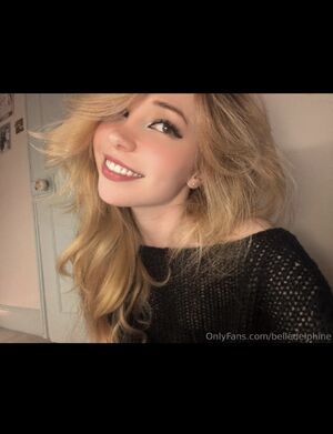 Belle Delphine Nude Photos photo 39