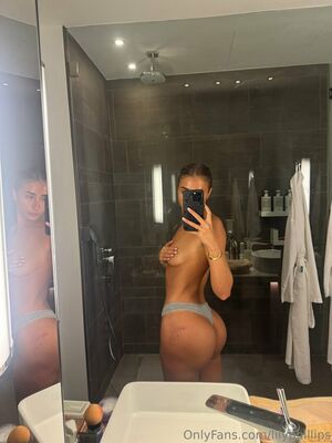 Lillian Phillips Nude Photos photo 168