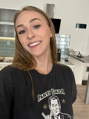 Angel Youngs Nude Photos photo 42
