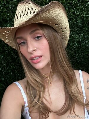 Angel Youngs Nude Photos photo 122