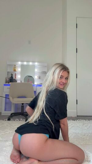 Trippie Bri Nude Photos photo 75