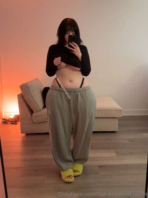 Low Keydeadinside Nude Photos photo 16